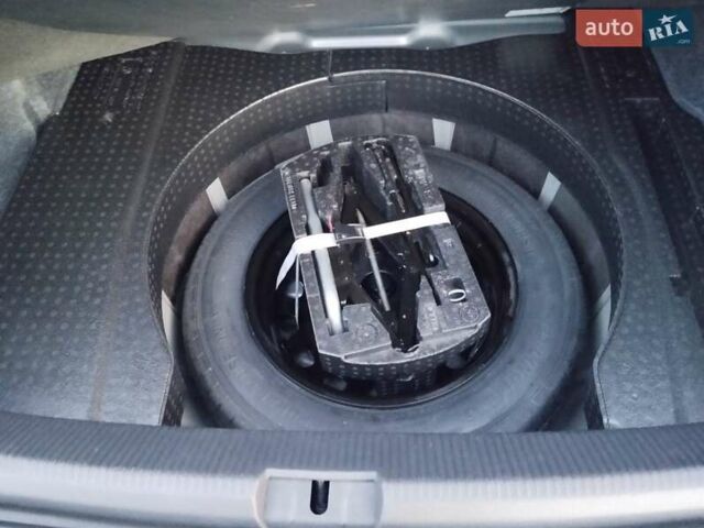 Серый Фольксваген Пассат, объемом двигателя 2 л и пробегом 83 тыс. км за 19200 $, фото 17 на Automoto.ua