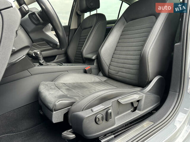 Серый Фольксваген Пассат, объемом двигателя 1.97 л и пробегом 189 тыс. км за 27999 $, фото 37 на Automoto.ua