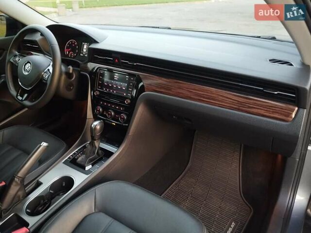 Серый Фольксваген Пассат, объемом двигателя 2 л и пробегом 83 тыс. км за 19200 $, фото 24 на Automoto.ua