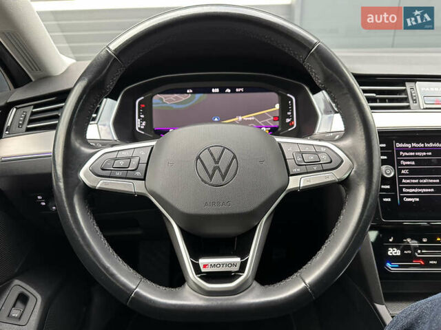 Серый Фольксваген Пассат, объемом двигателя 1.97 л и пробегом 189 тыс. км за 29999 $, фото 1 на Automoto.ua