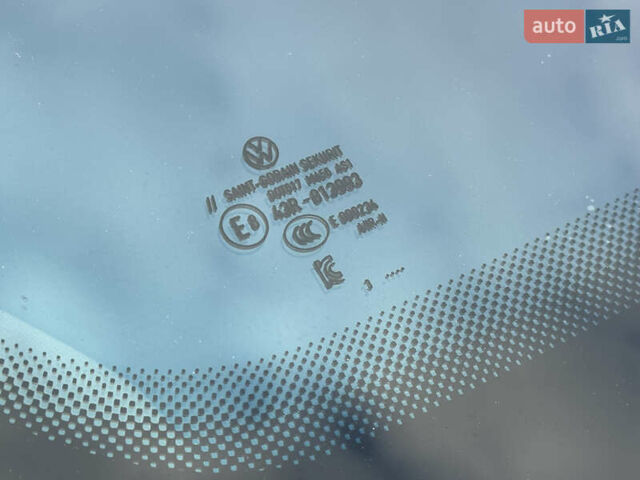 Серый Фольксваген Пассат, объемом двигателя 1.97 л и пробегом 189 тыс. км за 27999 $, фото 19 на Automoto.ua