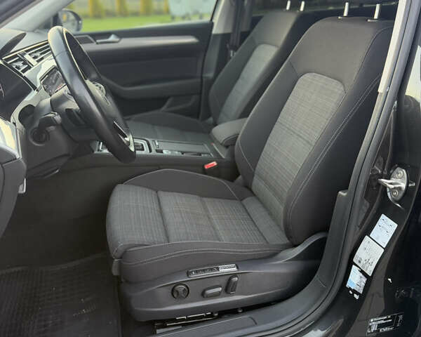 Серый Фольксваген Пассат, объемом двигателя 2 л и пробегом 123 тыс. км за 29900 $, фото 60 на Automoto.ua