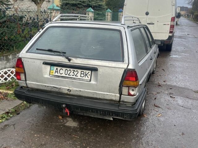 Серый Фольксваген Пассат, объемом двигателя 0 л и пробегом 200 тыс. км за 370 $, фото 2 на Automoto.ua