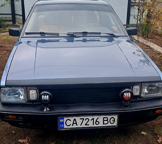 Серый Фольксваген Пассат, объемом двигателя 2 л и пробегом 630 тыс. км за 1550 $, фото 2 на Automoto.ua