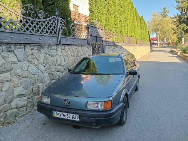 Сірий Фольксваген Пассат, об'ємом двигуна 1.6 л та пробігом 243 тис. км за 999 $, фото 5 на Automoto.ua