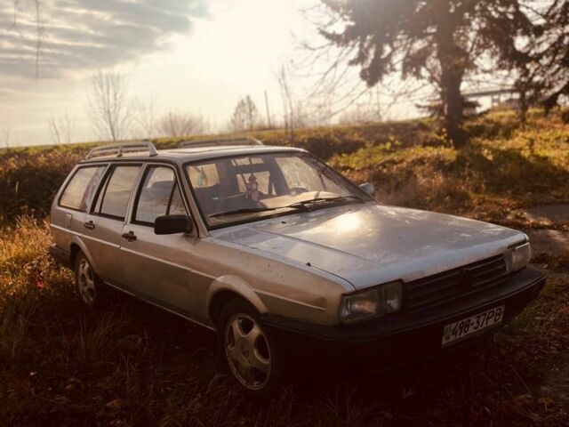 Серый Фольксваген Пассат, объемом двигателя 1.6 л и пробегом 482 тыс. км за 600 $, фото 2 на Automoto.ua