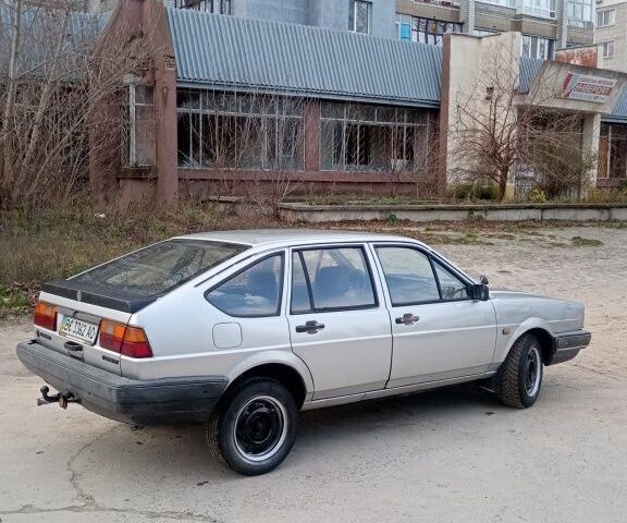 Серый Фольксваген Пассат, объемом двигателя 1.6 л и пробегом 138 тыс. км за 709 $, фото 13 на Automoto.ua