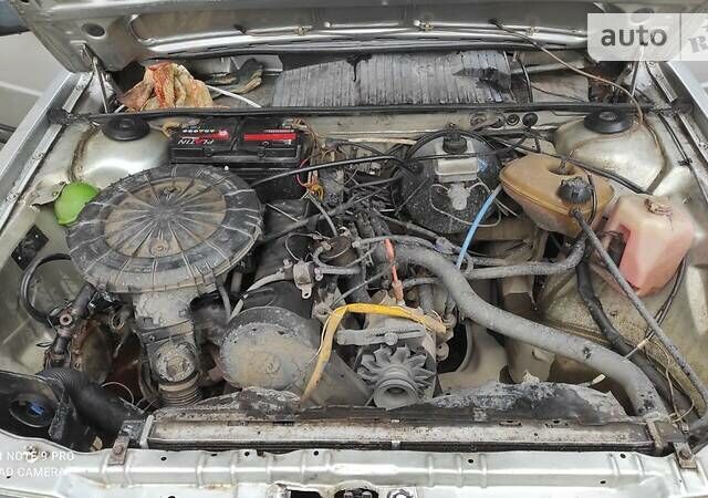 Серый Фольксваген Пассат, объемом двигателя 0 л и пробегом 200 тыс. км за 1000 $, фото 19 на Automoto.ua