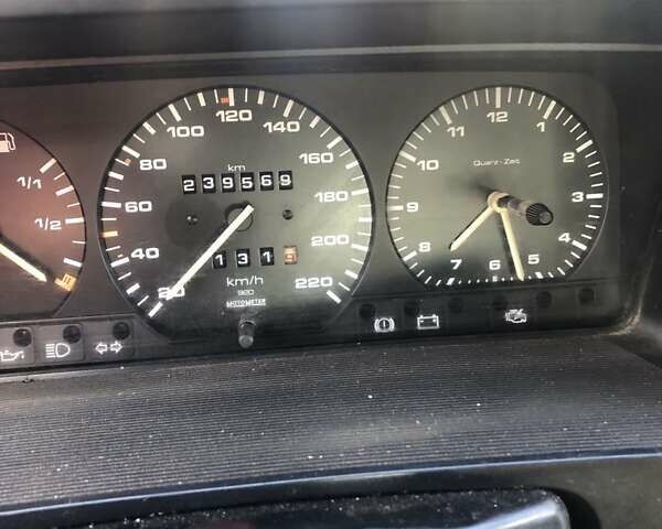 Сірий Фольксваген Пассат, об'ємом двигуна 1.8 л та пробігом 300 тис. км за 1900 $, фото 4 на Automoto.ua