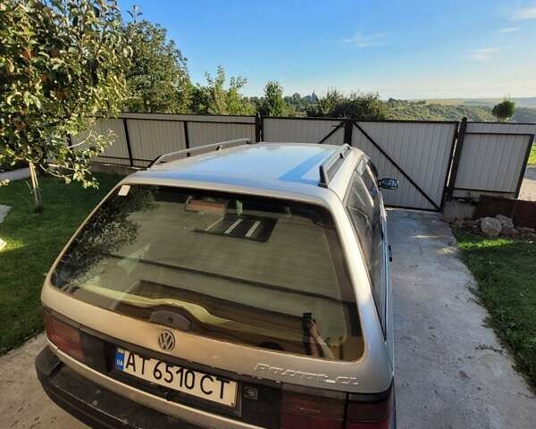 Серый Фольксваген Пассат, объемом двигателя 1.9 л и пробегом 452 тыс. км за 1600 $, фото 3 на Automoto.ua