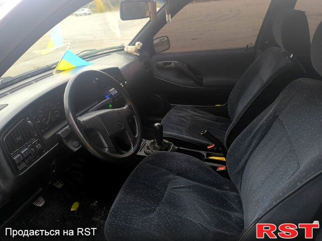 Сірий Фольксваген Пассат, об'ємом двигуна 1.8 л та пробігом 486 тис. км за 3300 $, фото 4 на Automoto.ua