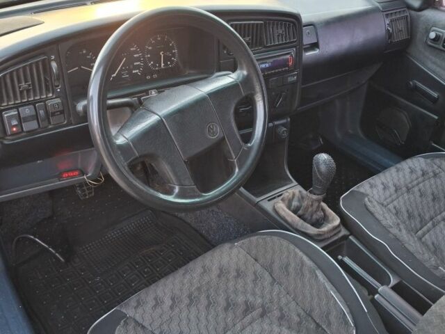 Сірий Фольксваген Пассат, об'ємом двигуна 1.8 л та пробігом 111 тис. км за 1550 $, фото 4 на Automoto.ua