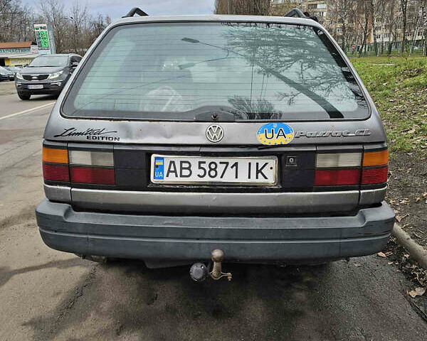 Серый Фольксваген Пассат, объемом двигателя 1.78 л и пробегом 350 тыс. км за 700 $, фото 3 на Automoto.ua