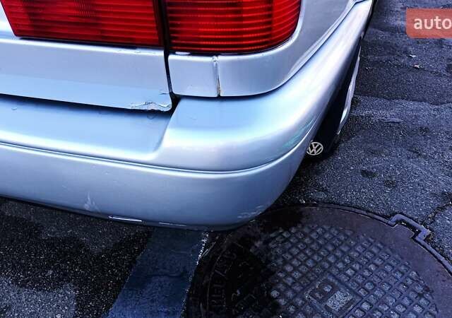 Сірий Фольксваген Пассат, об'ємом двигуна 1.8 л та пробігом 447 тис. км за 2900 $, фото 2 на Automoto.ua