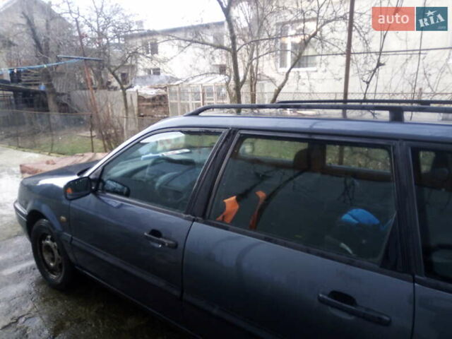 Сірий Фольксваген Пассат, об'ємом двигуна 2 л та пробігом 210 тис. км за 2500 $, фото 5 на Automoto.ua