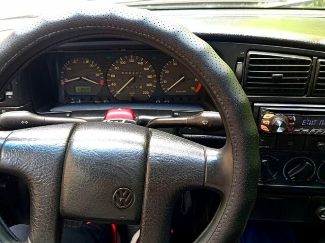 Сірий Фольксваген Пассат, об'ємом двигуна 1.8 л та пробігом 0 тис. км за 2100 $, фото 2 на Automoto.ua