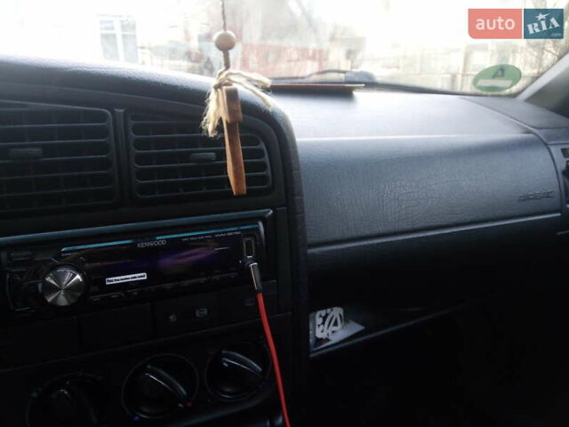 Сірий Фольксваген Пассат, об'ємом двигуна 2 л та пробігом 210 тис. км за 2500 $, фото 2 на Automoto.ua