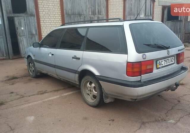 Серый Фольксваген Пассат, объемом двигателя 1.9 л и пробегом 352 тыс. км за 1350 $, фото 3 на Automoto.ua