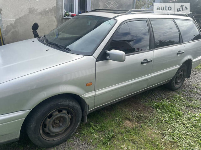 Серый Фольксваген Пассат, объемом двигателя 1.6 л и пробегом 333 тыс. км за 1999 $, фото 1 на Automoto.ua