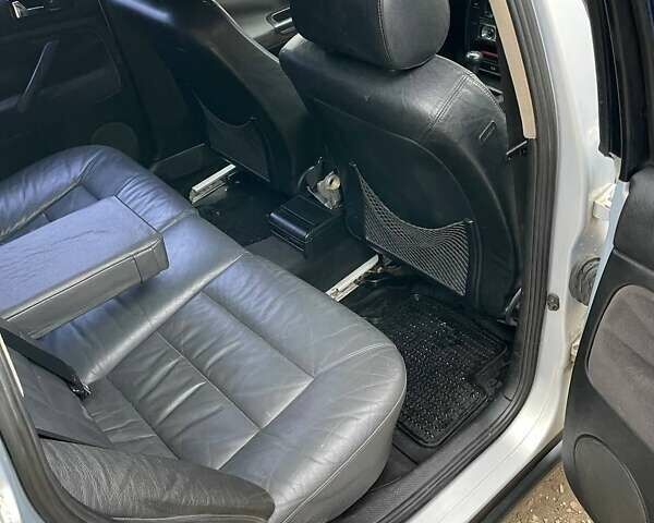 Серый Фольксваген Пассат, объемом двигателя 1.78 л и пробегом 360 тыс. км за 2800 $, фото 6 на Automoto.ua