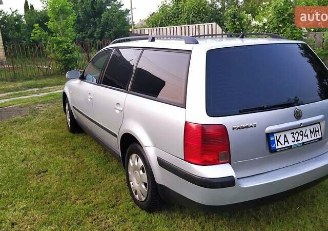 Сірий Фольксваген Пассат, об'ємом двигуна 1.6 л та пробігом 333 тис. км за 3400 $, фото 6 на Automoto.ua