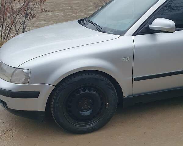 Сірий Фольксваген Пассат, об'ємом двигуна 1.9 л та пробігом 400 тис. км за 2500 $, фото 15 на Automoto.ua