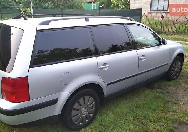 Сірий Фольксваген Пассат, об'ємом двигуна 1.6 л та пробігом 333 тис. км за 3400 $, фото 7 на Automoto.ua