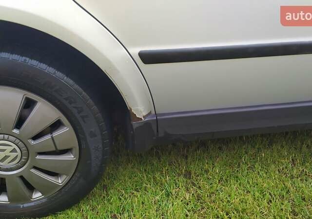 Сірий Фольксваген Пассат, об'ємом двигуна 1.6 л та пробігом 333 тис. км за 3400 $, фото 25 на Automoto.ua