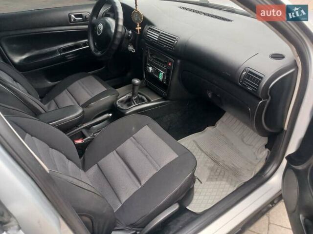 Серый Фольксваген Пассат, объемом двигателя 1.9 л и пробегом 450 тыс. км за 2999 $, фото 18 на Automoto.ua