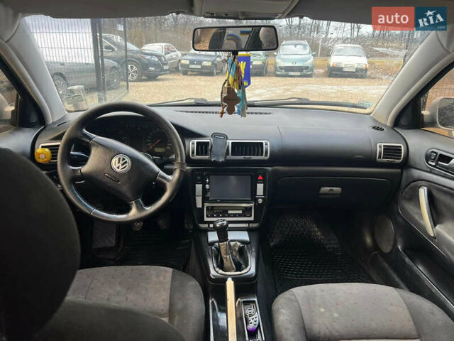 Серый Фольксваген Пассат, объемом двигателя 1.6 л и пробегом 361 тыс. км за 2900 $, фото 7 на Automoto.ua