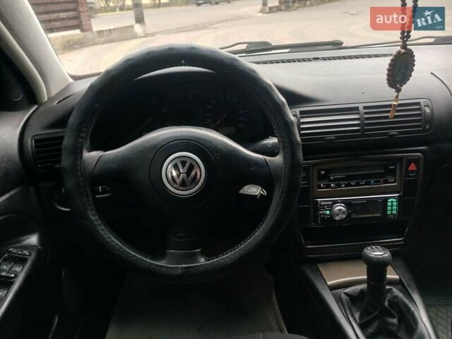 Серый Фольксваген Пассат, объемом двигателя 1.9 л и пробегом 450 тыс. км за 2999 $, фото 21 на Automoto.ua