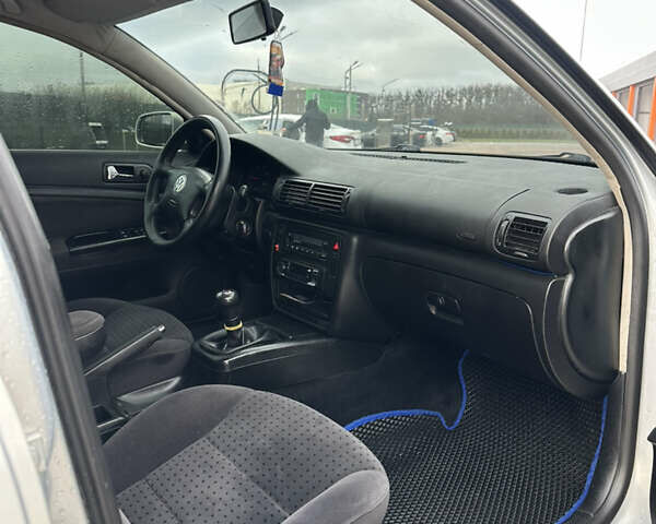 Сірий Фольксваген Пассат, об'ємом двигуна 1.9 л та пробігом 426 тис. км за 3750 $, фото 11 на Automoto.ua