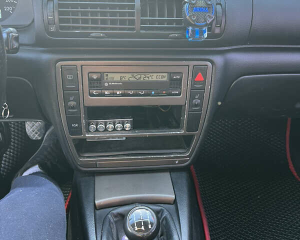 Сірий Фольксваген Пассат, об'ємом двигуна 1.9 л та пробігом 320 тис. км за 3999 $, фото 11 на Automoto.ua