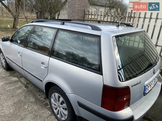 Сірий Фольксваген Пассат, об'ємом двигуна 0 л та пробігом 250 тис. км за 1700 $, фото 5 на Automoto.ua