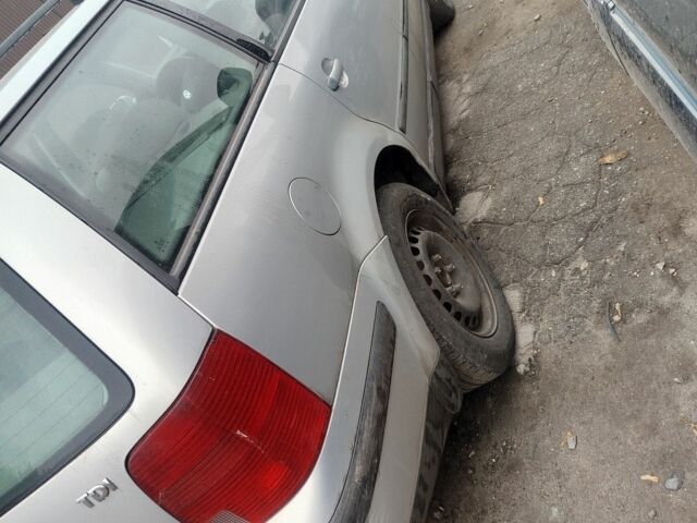 Серый Фольксваген Пассат, объемом двигателя 1.9 л и пробегом 261 тыс. км за 2800 $, фото 8 на Automoto.ua