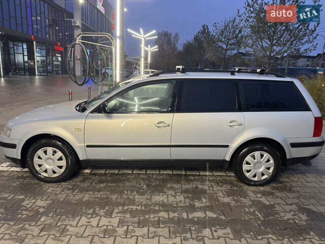 Серый Фольксваген Пассат, объемом двигателя 1.6 л и пробегом 170 тыс. км за 3599 $, фото 7 на Automoto.ua