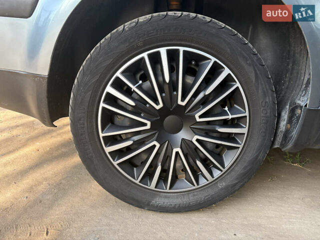 Сірий Фольксваген Пассат, об'ємом двигуна 1.9 л та пробігом 483 тис. км за 3700 $, фото 11 на Automoto.ua