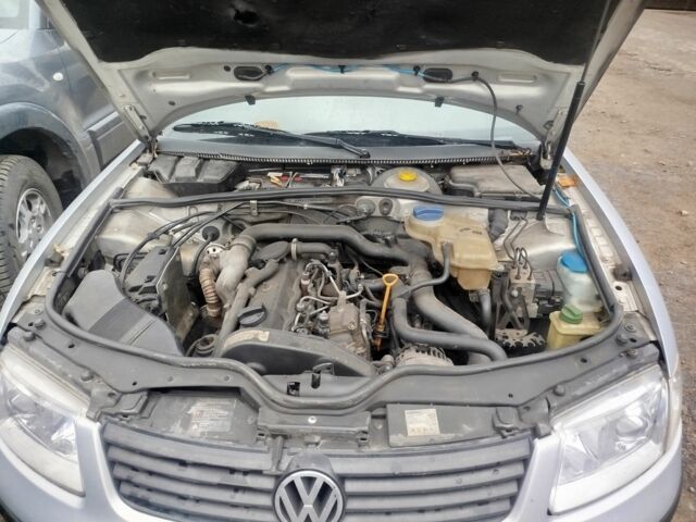 Серый Фольксваген Пассат, объемом двигателя 1.9 л и пробегом 261 тыс. км за 2800 $, фото 6 на Automoto.ua