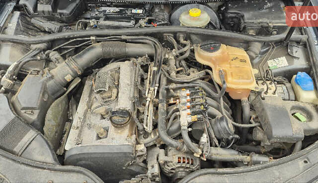 Сірий Фольксваген Пассат, об'ємом двигуна 1.78 л та пробігом 290 тис. км за 2800 $, фото 32 на Automoto.ua