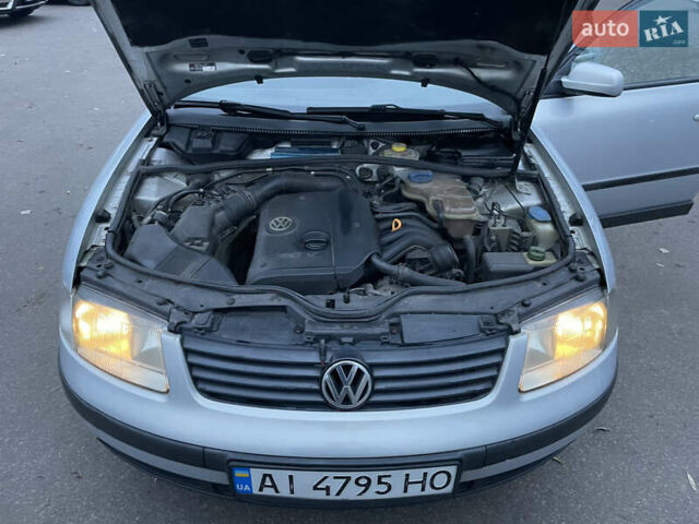 Серый Фольксваген Пассат, объемом двигателя 1.8 л и пробегом 375 тыс. км за 3200 $, фото 8 на Automoto.ua
