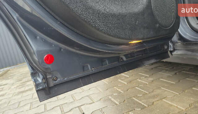 Сірий Фольксваген Пассат, об'ємом двигуна 1.78 л та пробігом 290 тис. км за 2800 $, фото 20 на Automoto.ua