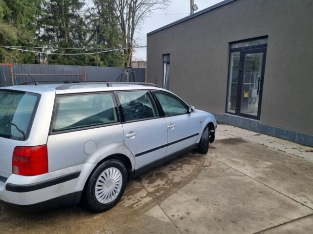 Серый Фольксваген Пассат, объемом двигателя 2 л и пробегом 347 тыс. км за 1570 $, фото 3 на Automoto.ua