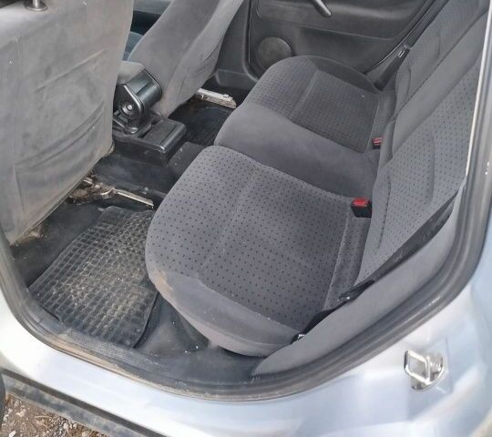 Серый Фольксваген Пассат, объемом двигателя 2 л и пробегом 347 тыс. км за 1570 $, фото 7 на Automoto.ua