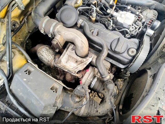 Сірий Фольксваген Пассат, об'ємом двигуна 1.9 л та пробігом 506 тис. км за 4600 $, фото 10 на Automoto.ua