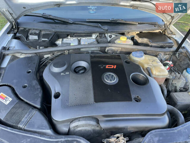Серый Фольксваген Пассат, объемом двигателя 1.9 л и пробегом 366 тыс. км за 4200 $, фото 6 на Automoto.ua