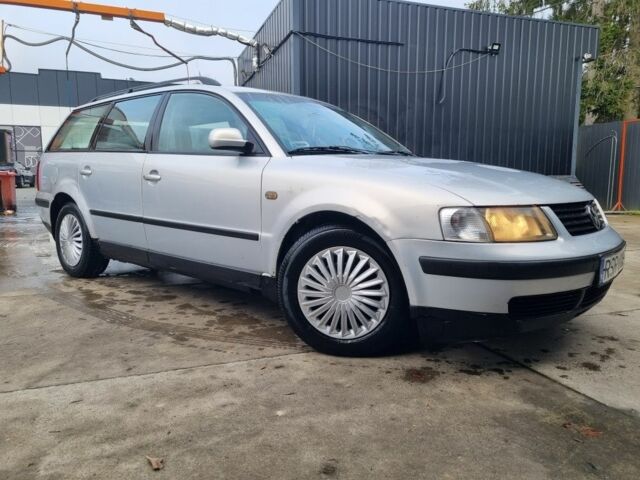 Серый Фольксваген Пассат, объемом двигателя 2 л и пробегом 347 тыс. км за 1570 $, фото 2 на Automoto.ua