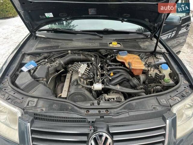 Сірий Фольксваген Пассат, об'ємом двигуна 1.6 л та пробігом 232 тис. км за 4100 $, фото 35 на Automoto.ua