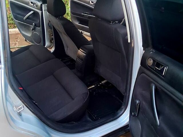 Серый Фольксваген Пассат, объемом двигателя 1.6 л и пробегом 130 тыс. км за 3900 $, фото 9 на Automoto.ua