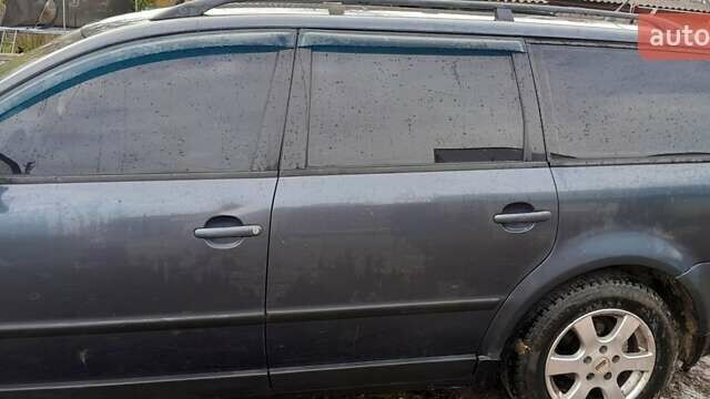 Серый Фольксваген Пассат, объемом двигателя 1.8 л и пробегом 385 тыс. км за 3600 $, фото 6 на Automoto.ua