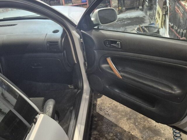 Сірий Фольксваген Пассат, об'ємом двигуна 0 л та пробігом 300 тис. км за 999 $, фото 17 на Automoto.ua